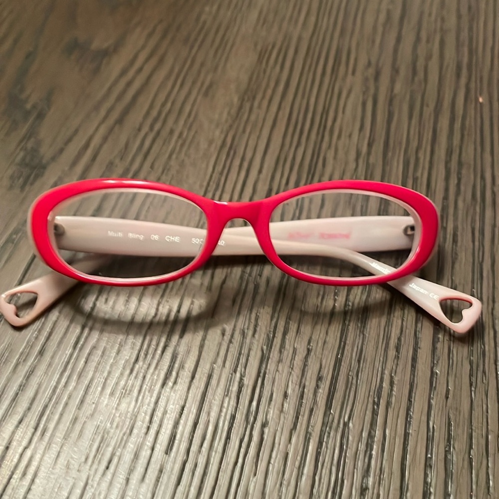 Betsy Johnson reading glasses
